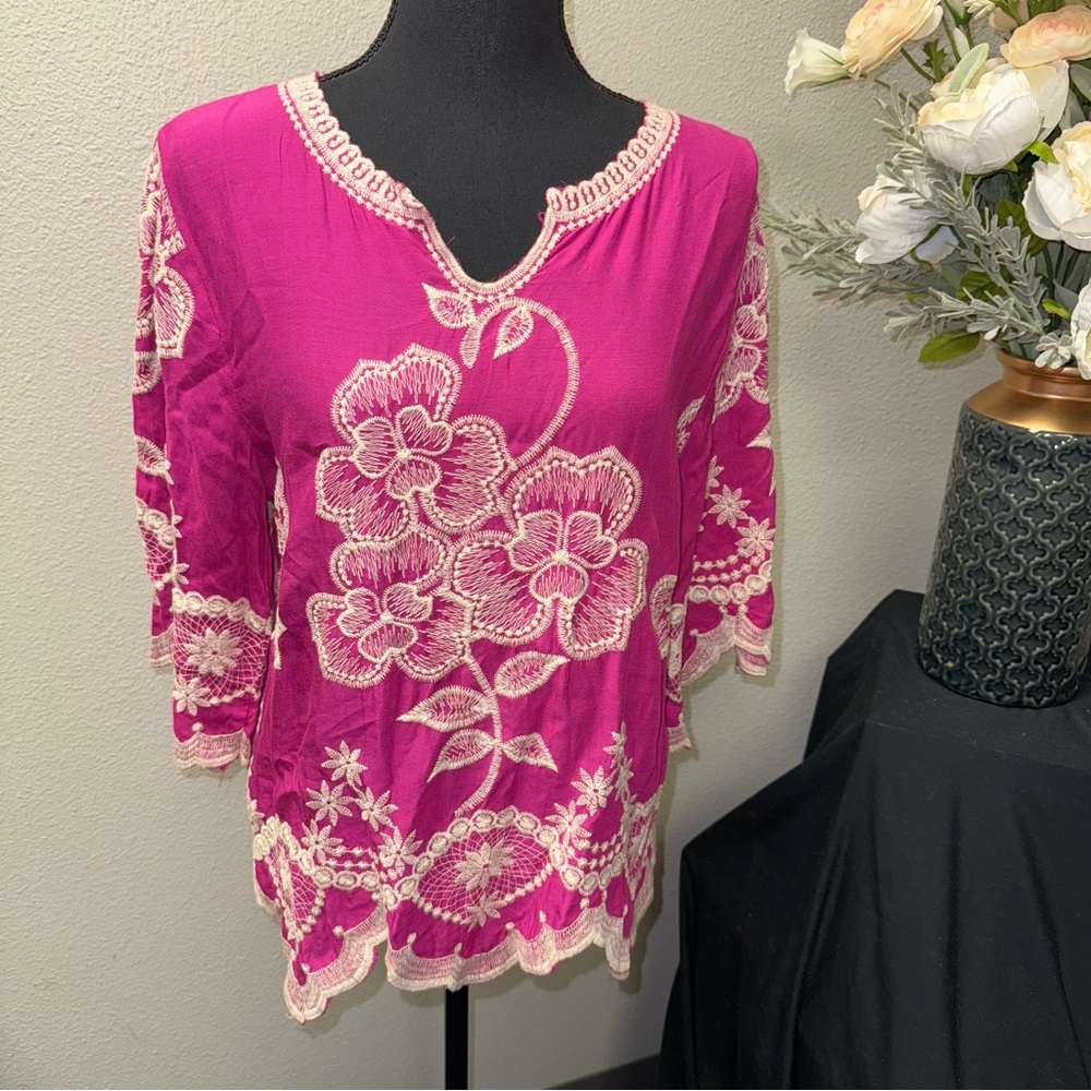Solitaire Pink Floral Embroidered Tunic Top Boho 3/4 Sleeve Medium